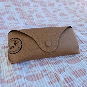 NWOT Ray-Ban Case